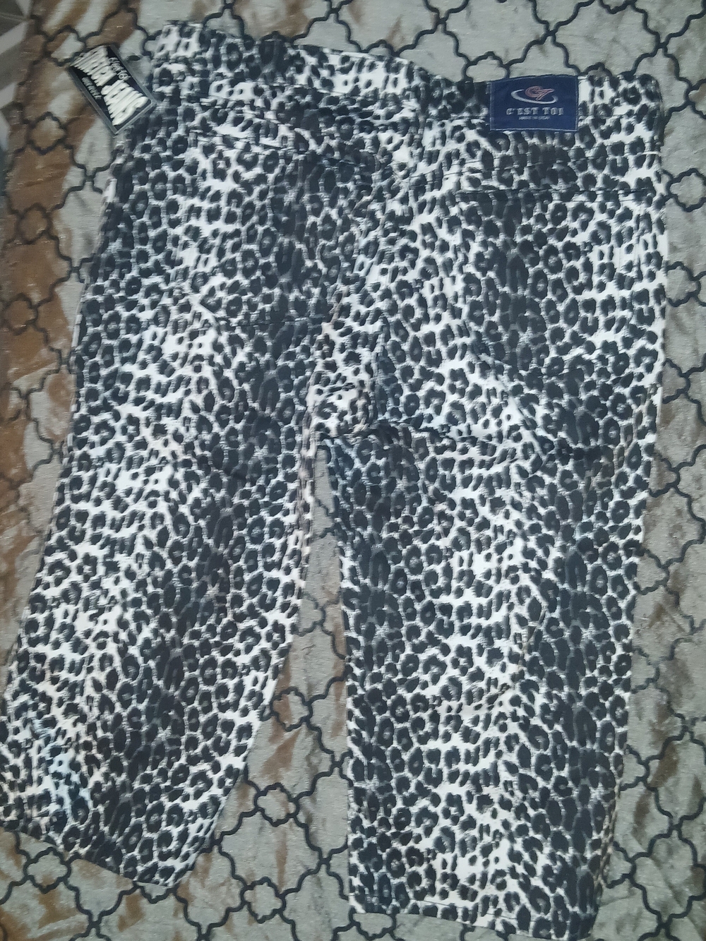 C'est Toi Black & White Leopard Cropped Pants